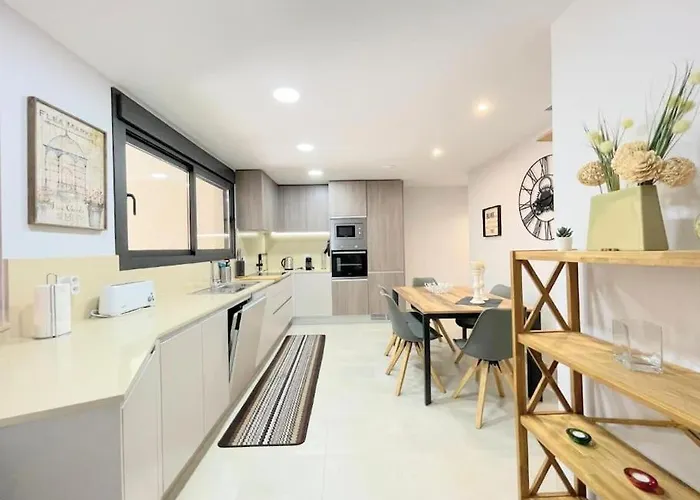 아파트 2 Aqua 또레비에하